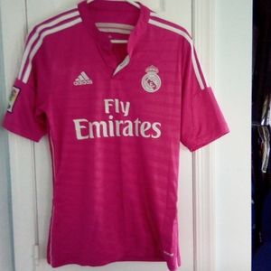 Real Madrid pink jersey